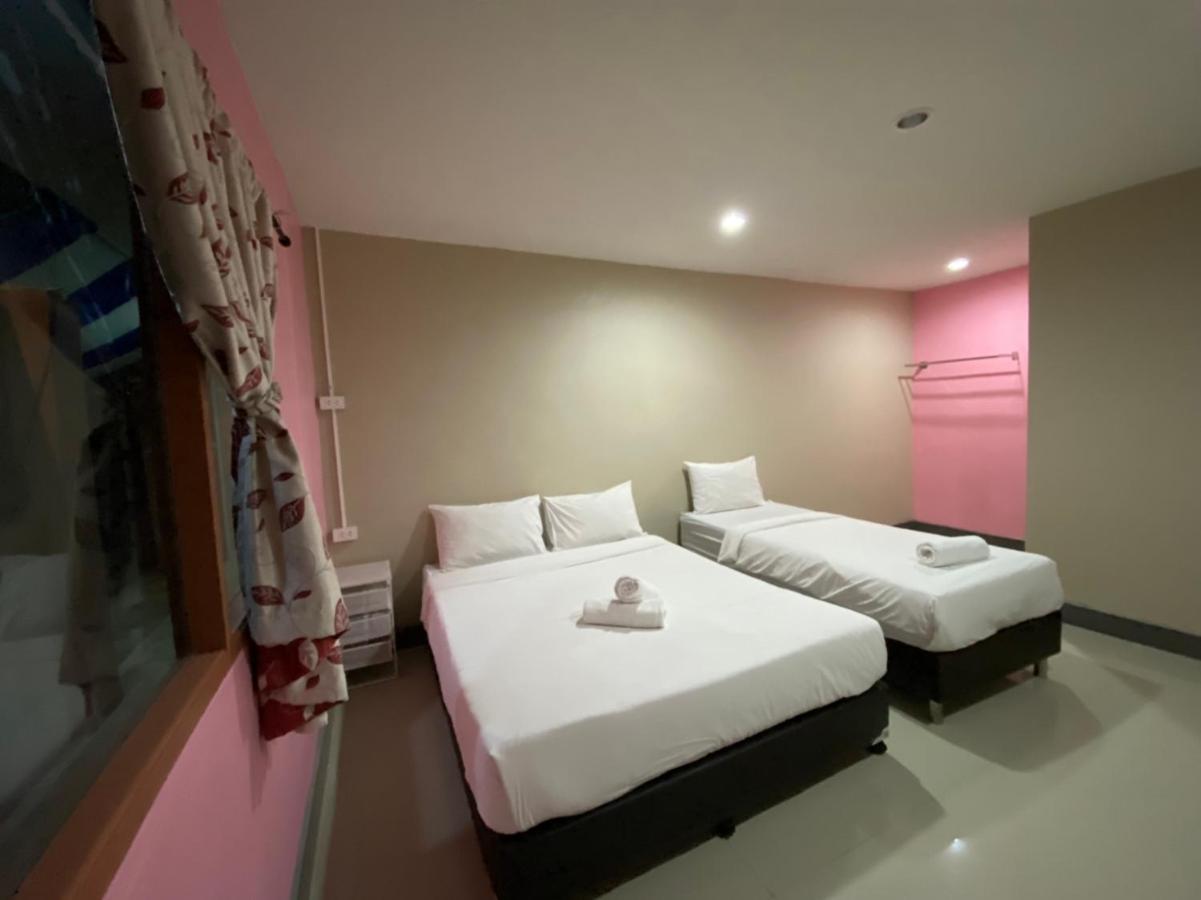Wanderlust Bangkok Hostel Exterior foto