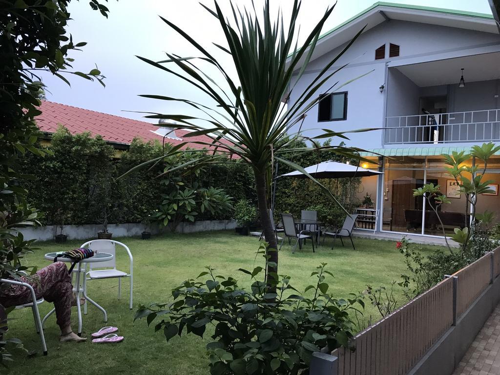 Wanderlust Bangkok Hostel Exterior foto