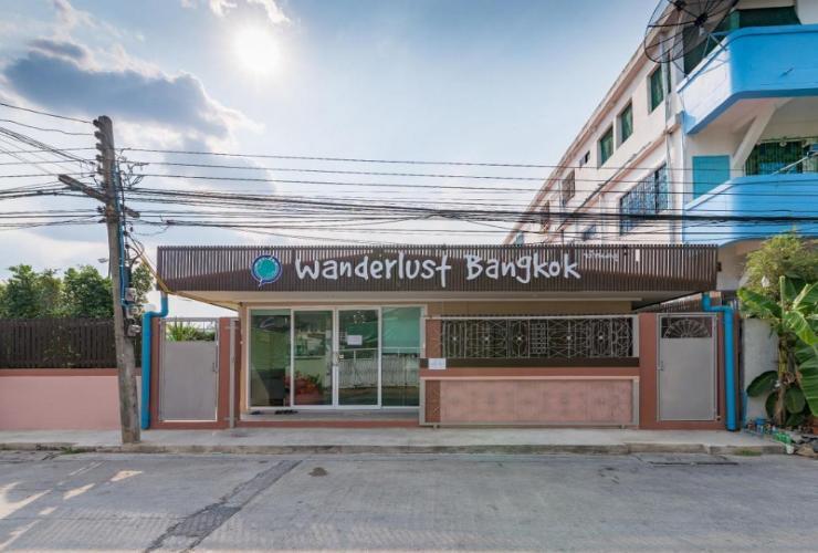 Wanderlust Bangkok Hostel Exterior foto